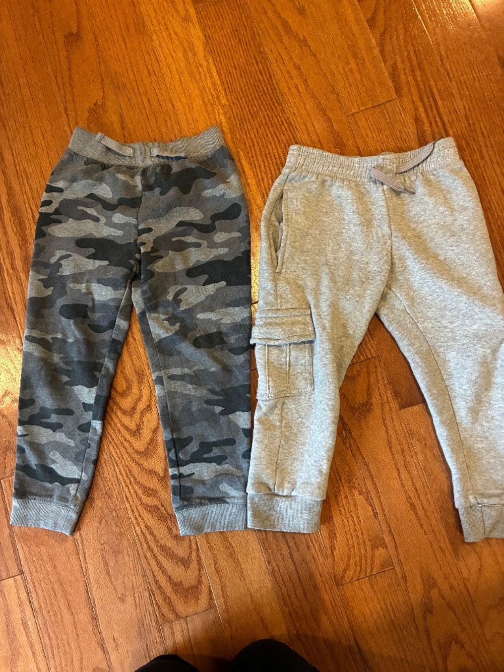 2 pair of boys sweatpants